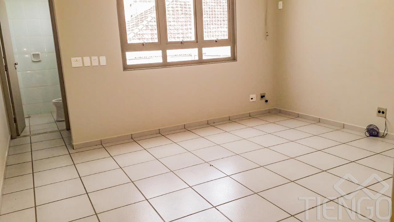 Sala comercial para alugar no Centro, excelente localização.