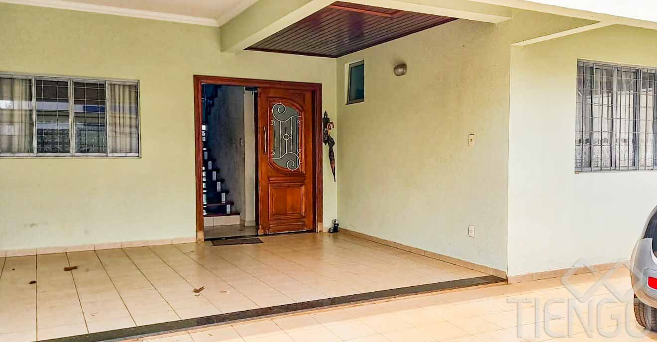 Casa com 4 dormitórios para venda, no Jardim Santa Cecília