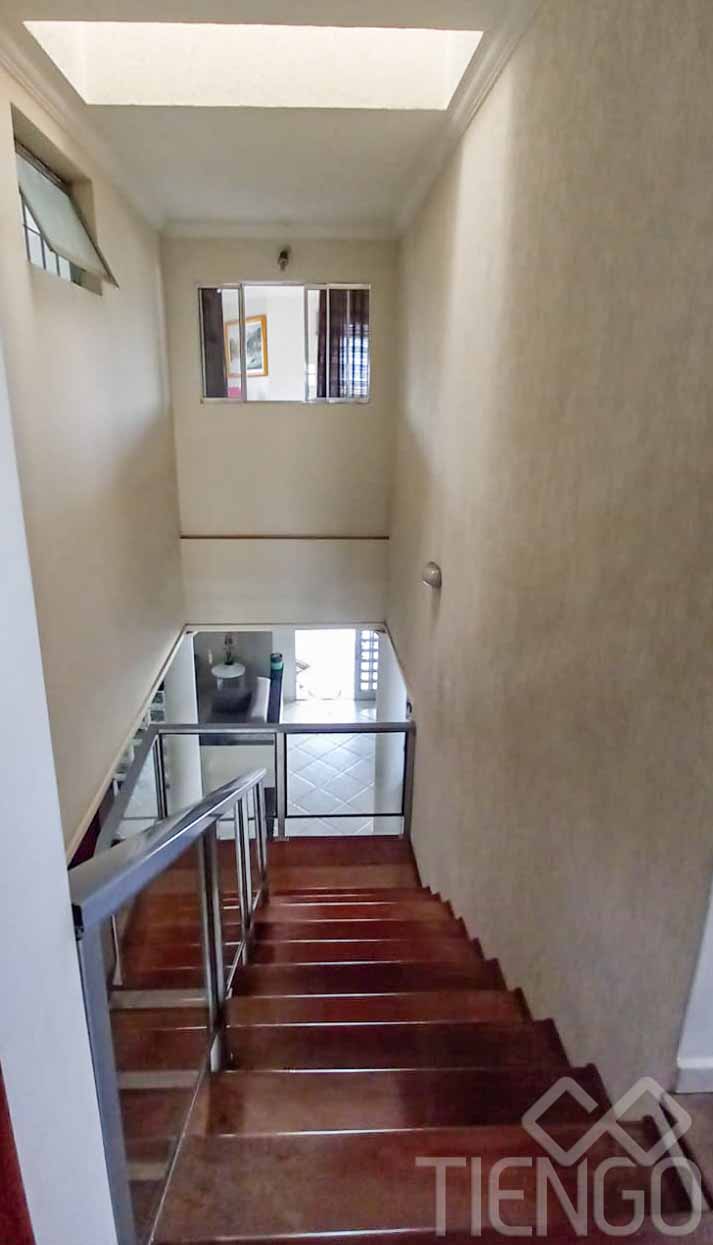 Casa com 4 dormitórios para venda, no Jardim Santa Cecília