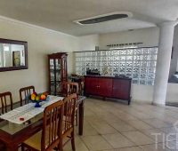 Casa com 4 dormitórios para venda, no Jardim Santa Cecília