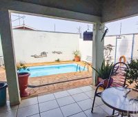 Casa com 4 dormitórios para venda, no Jardim Santa Cecília