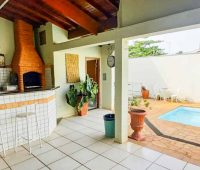 Casa com 4 dormitórios para venda, no Jardim Santa Cecília