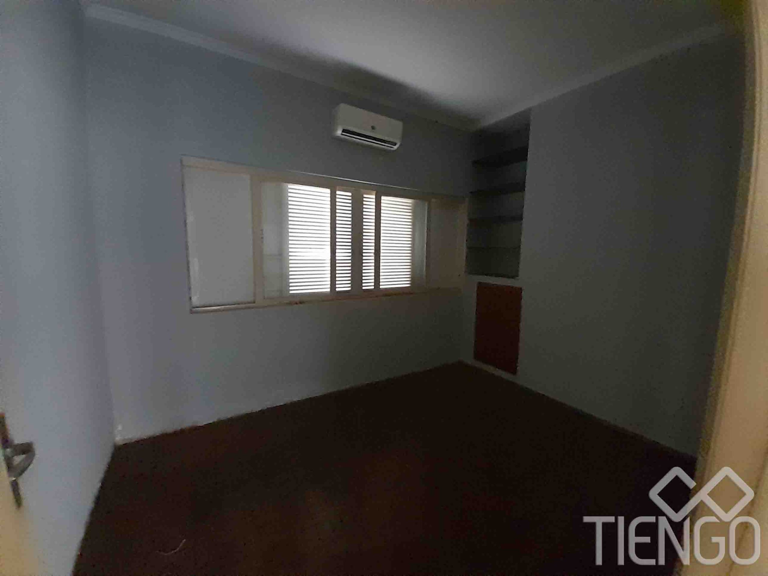 Casa comercial na Vila São João - Tiengo - A sua imobiliária em Limeira