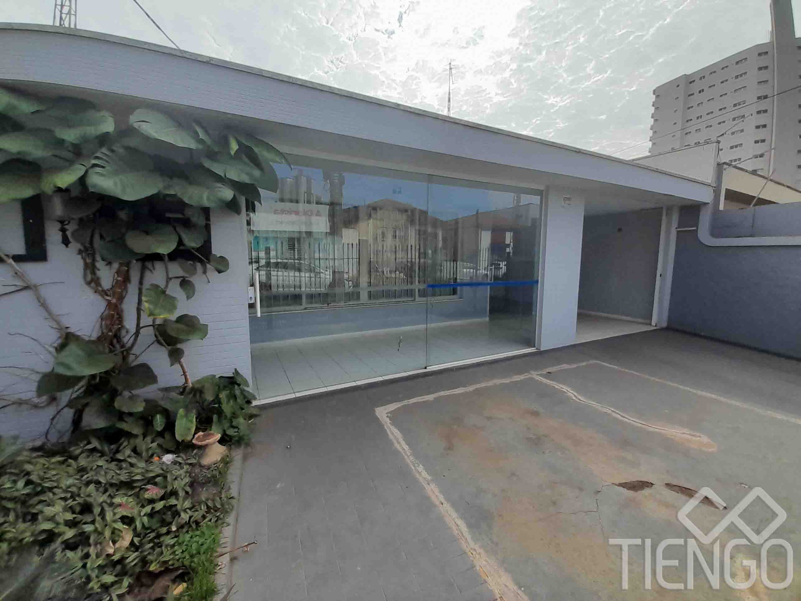 Casa comercial na Vila São João - Tiengo - A sua imobiliária em Limeira