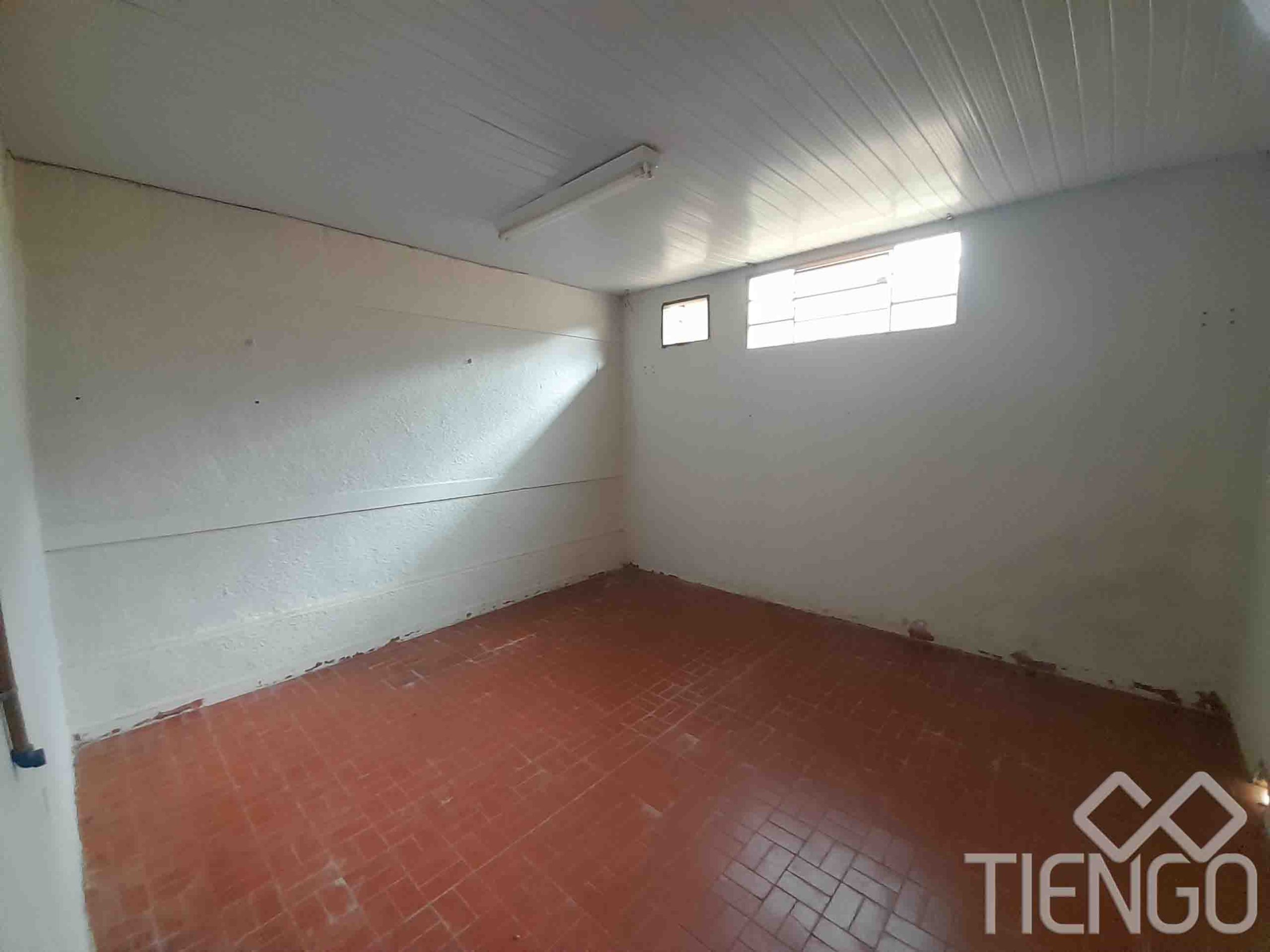 Casa comercial na Vila São João - Tiengo - A sua imobiliária em Limeira