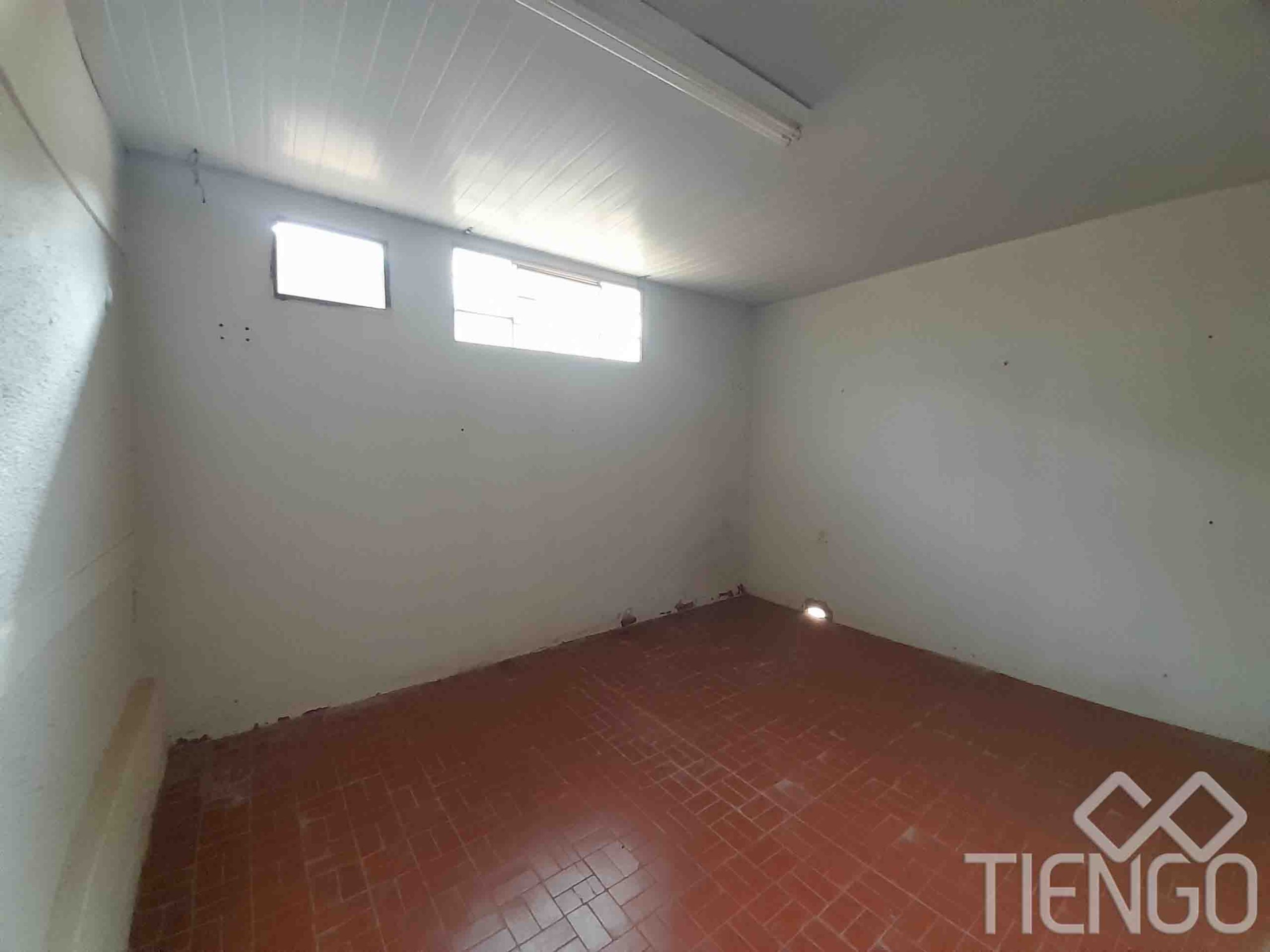 Casa comercial na Vila São João - Tiengo - A sua imobiliária em Limeira