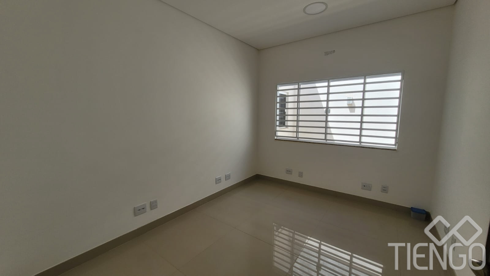 Sala comercial no Centro - Tiengo - A sua imobiliária em Limeira