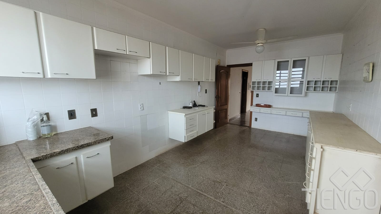 Apartamento no Edifício Itapuã - Tiengo - A sua imobiliária em Limeira