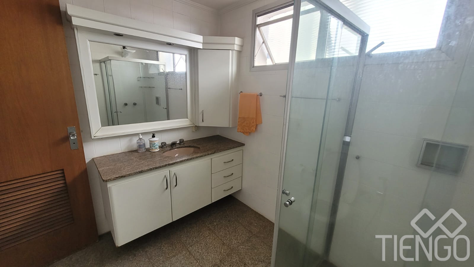 Apartamento no Edifício Itapuã - Tiengo - A sua imobiliária em Limeira