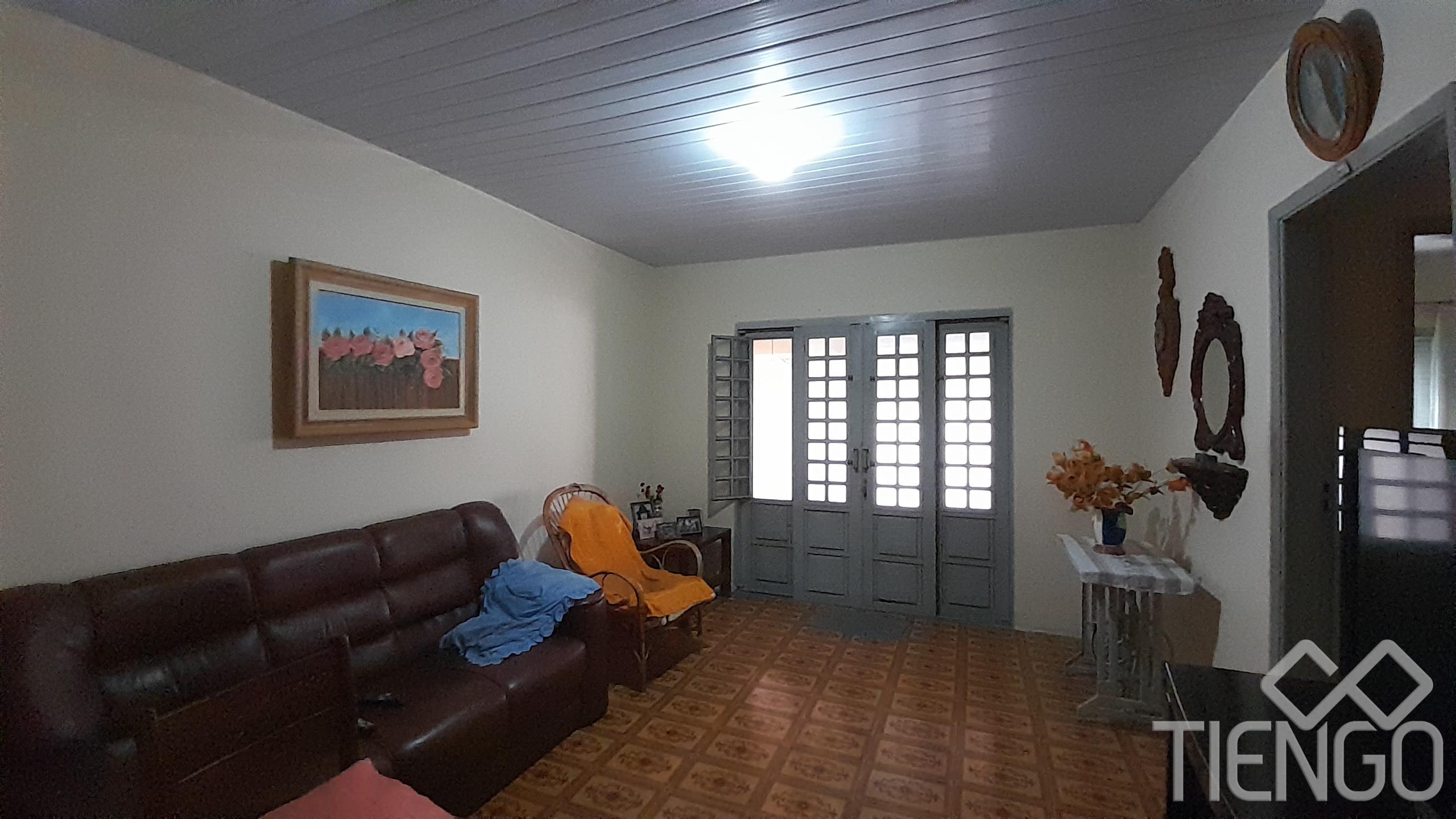 Casa na Vila São Roque - Tiengo - A sua imobiliária em Limeira