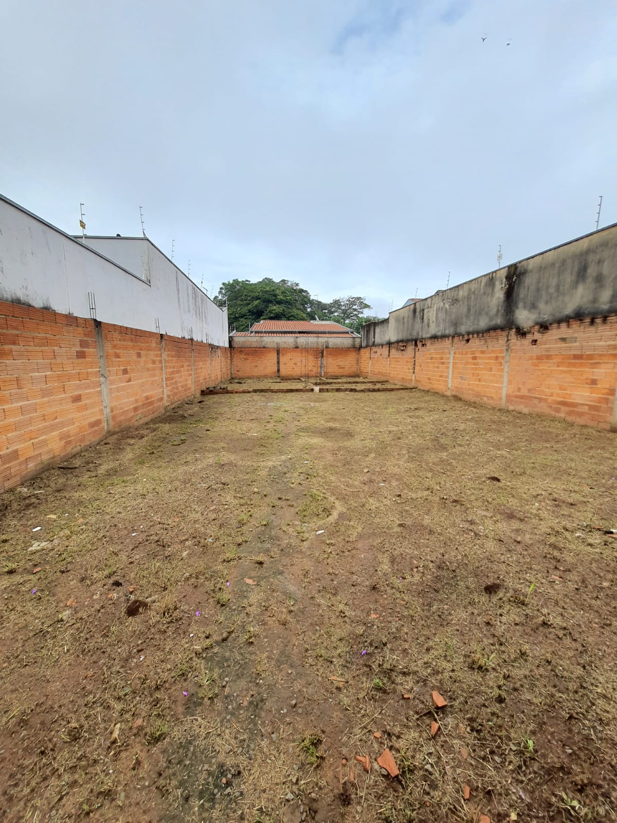 Terreno no Nobreville - Tiengo - A sua imobiliária em Limeira